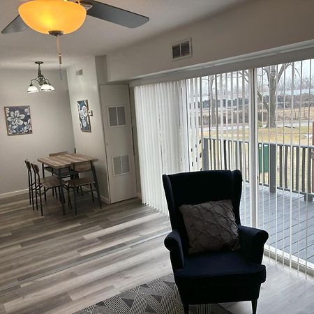 Peaceful Park 2 Bedroom Remodeled Family Suite Granite City Exterior foto